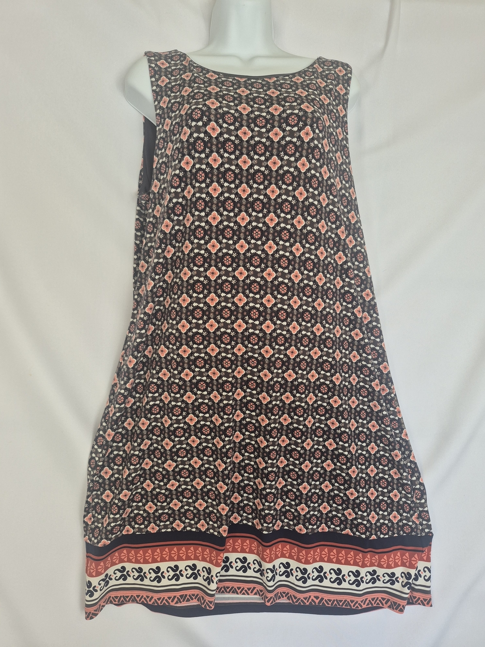Magnolia Grace Sleeveless Midi Dress in Black with Coral Floral Print